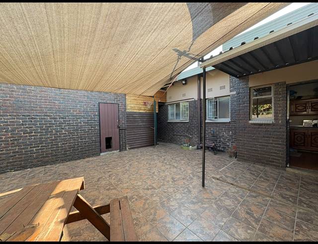 3 BEDROOM HOUSE FOR SALE IN ARCON PARK